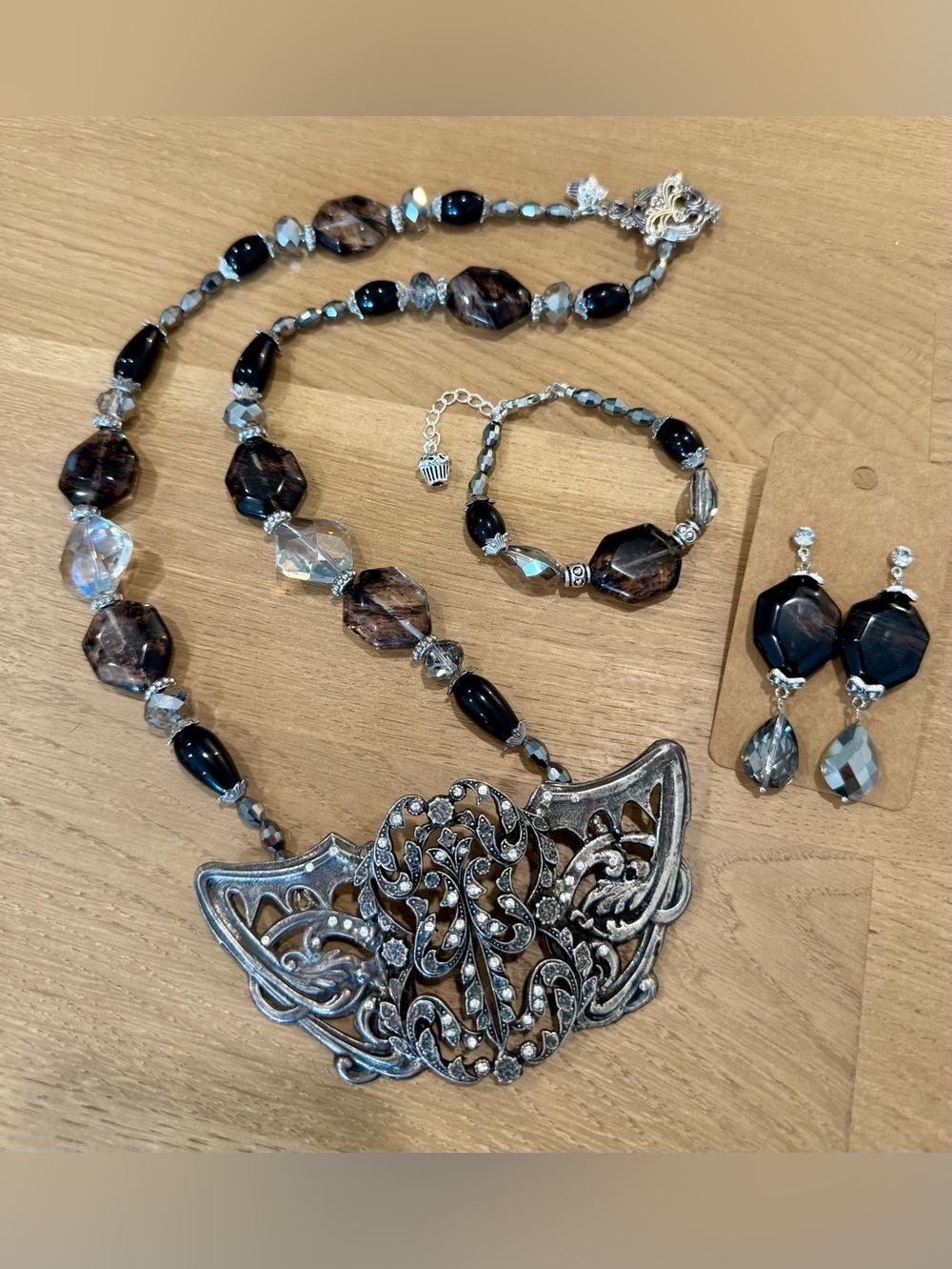 Artisan Upcycled Antique Victorian Belt Buckle Ghost Crystal Beaded 3 Piece Set🧁 - Picture 6 of 14